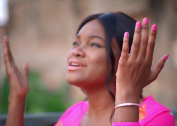 Indira – Je Laisse Tout à Dieu